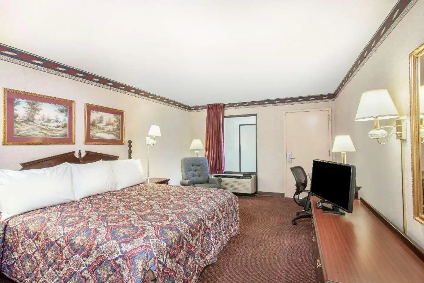 Days Inn by Wyndham Saint Pauls Wohnbeispiel