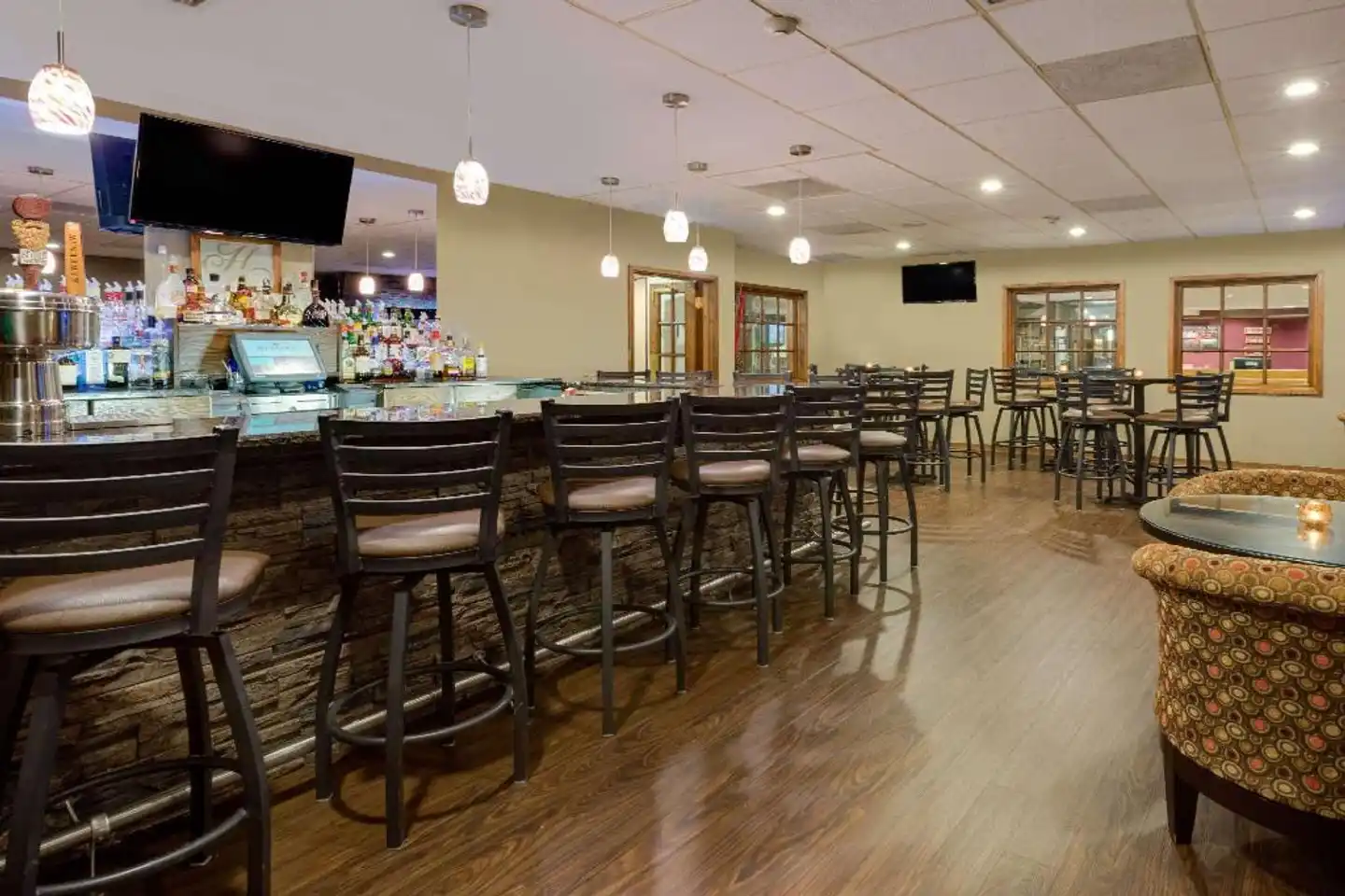 Ramada of Marquette Bar