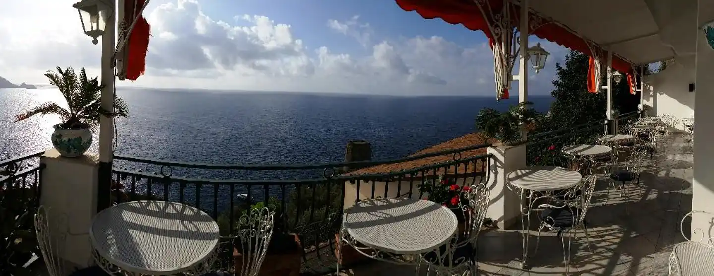 La Perla Terrasse