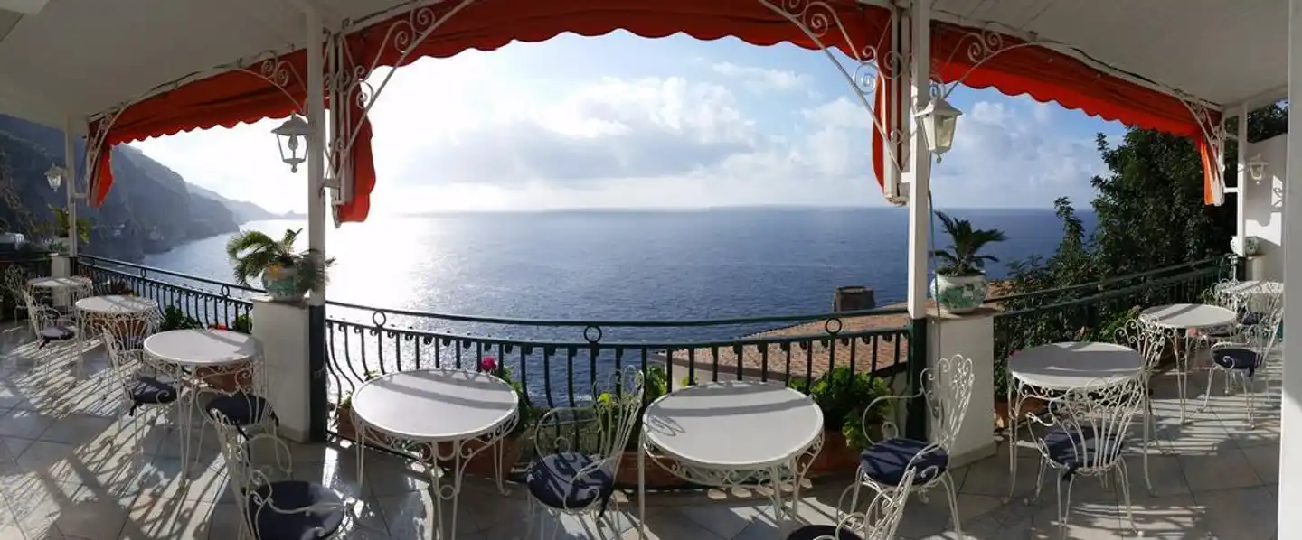 La Perla Terrasse