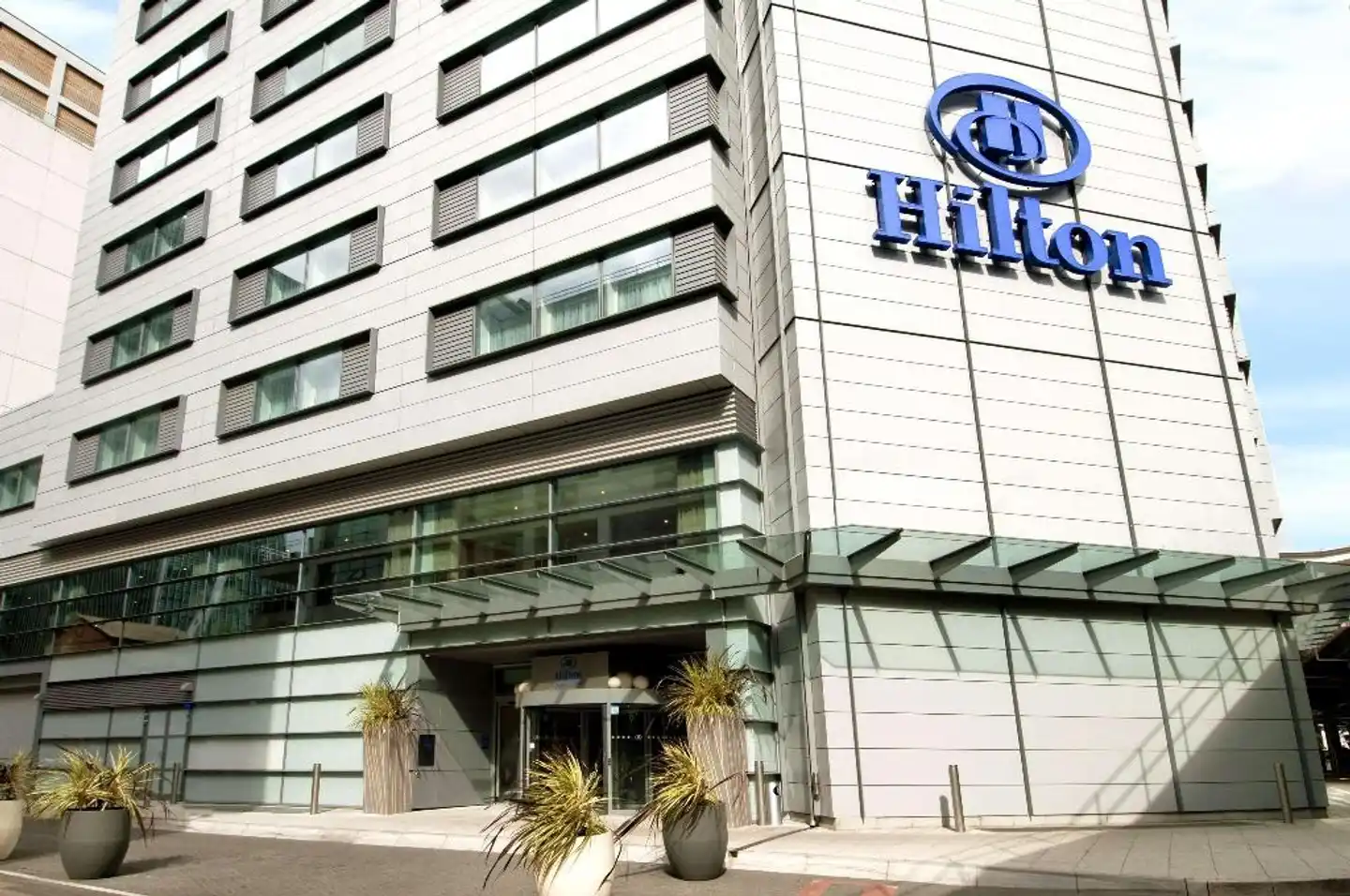 Hilton London Canary Wharf Aussenansicht