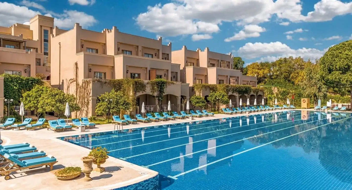 Spice Hotel & Spa Pool