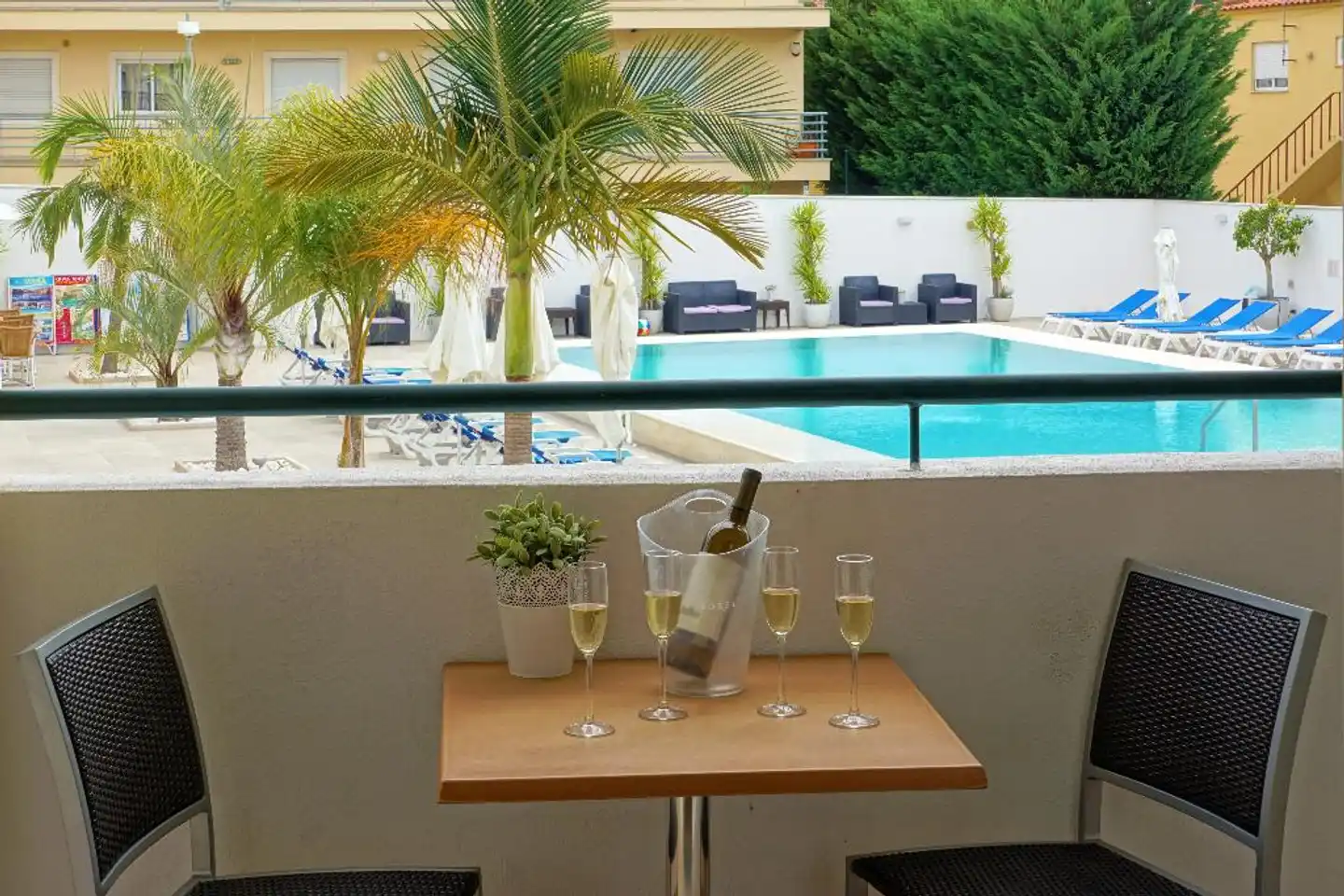 Apartamentos Turisticos Novochoro & Villas Hallenbad