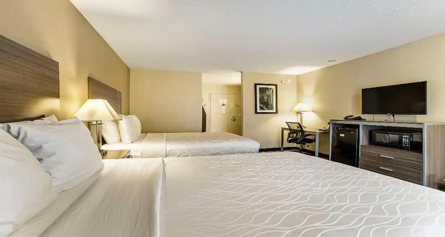 SureStay Plus Hotel by Best Western Sacramento North Wohnbeispiel