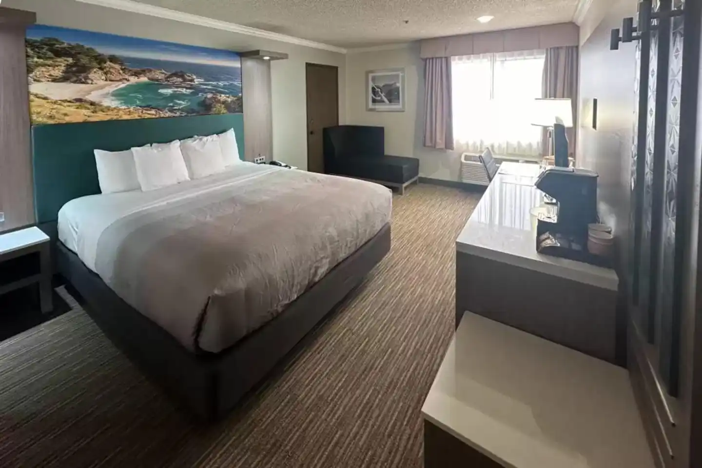 Quality Inn & Suites Los Angeles Airport - LAX Wohnbeispiel