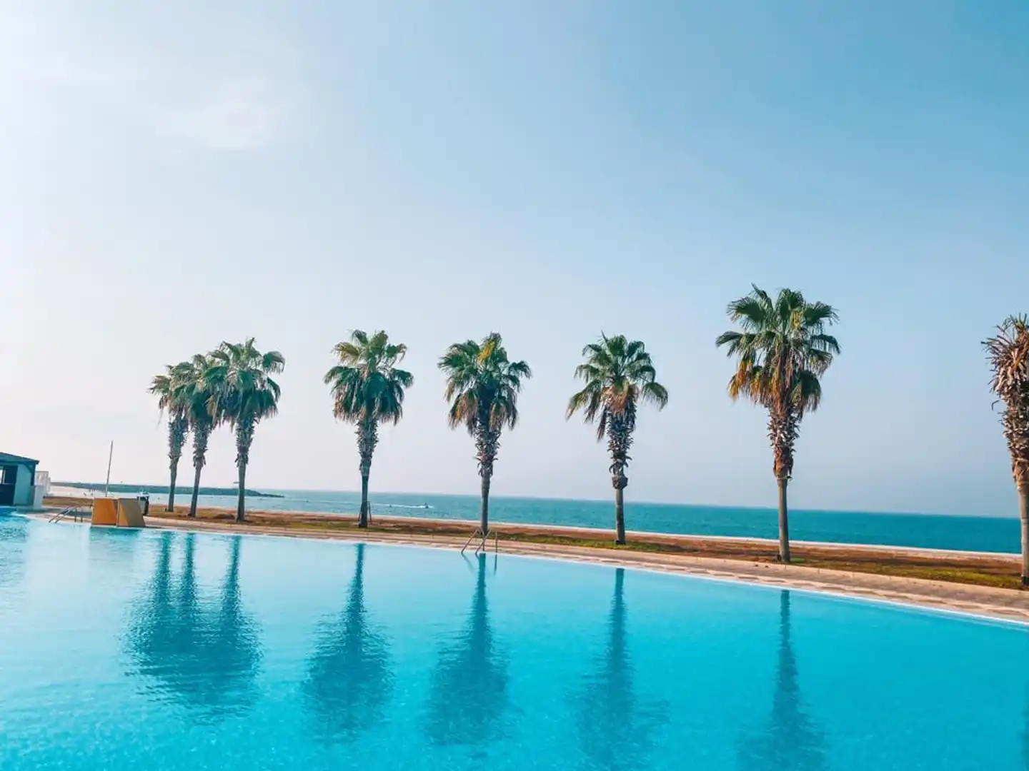 Radisson Blu Resort, Fujairah Pool