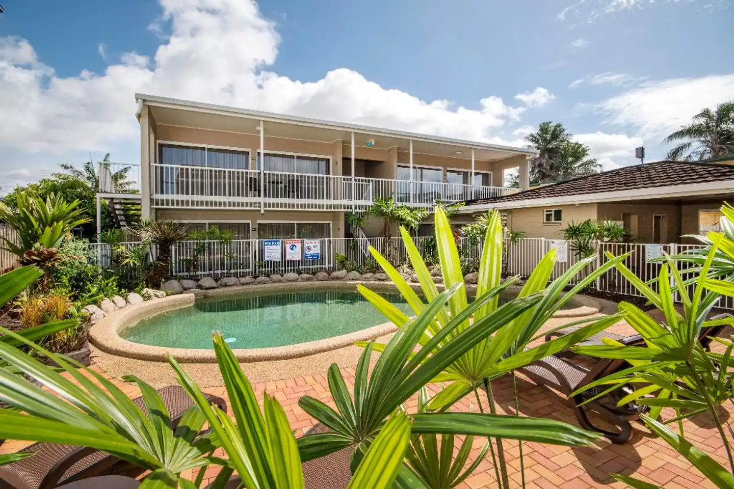 Comfort Inn Cairns City Aussenansicht