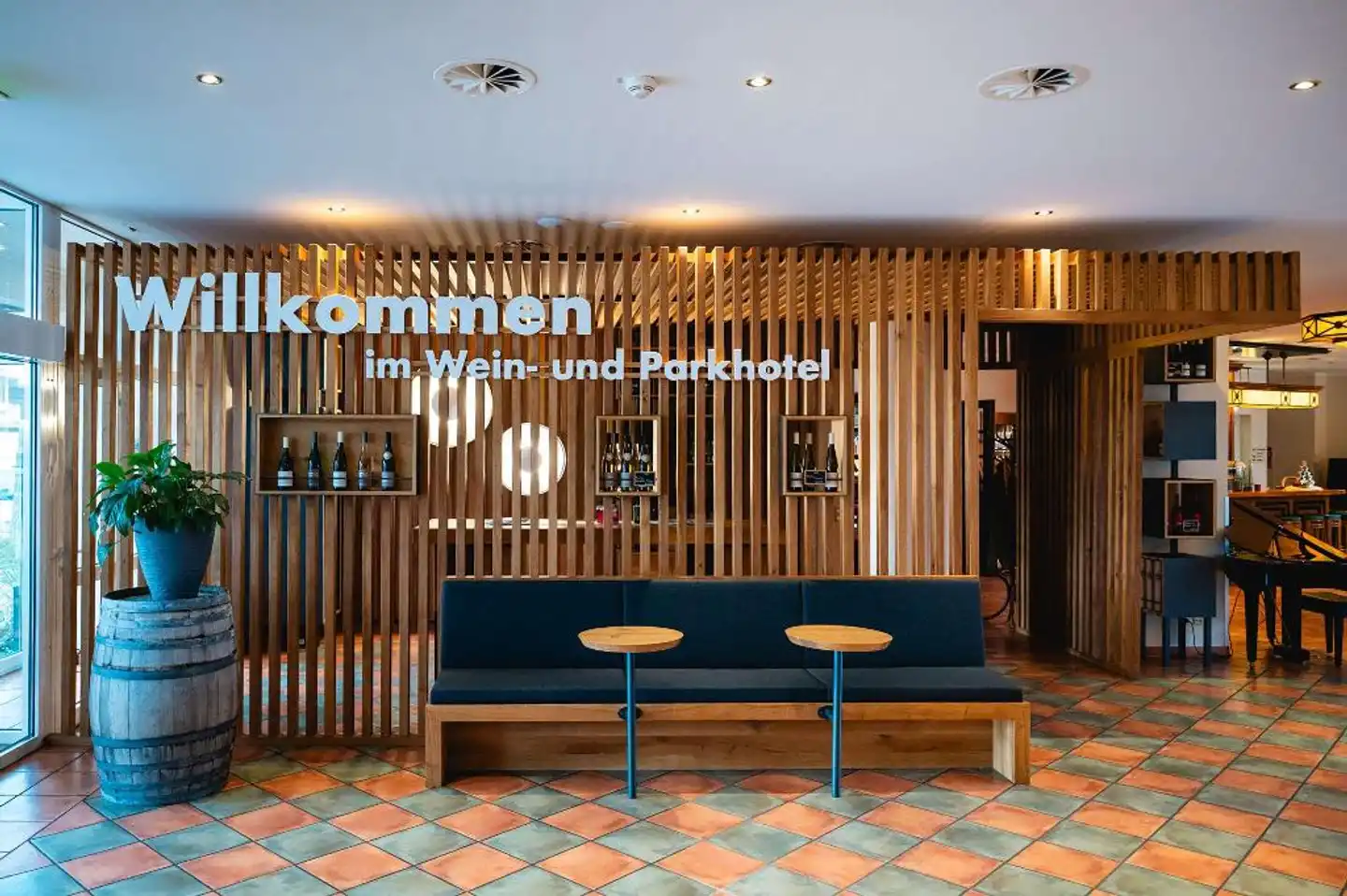 Wein- & Parkhotel Lobby