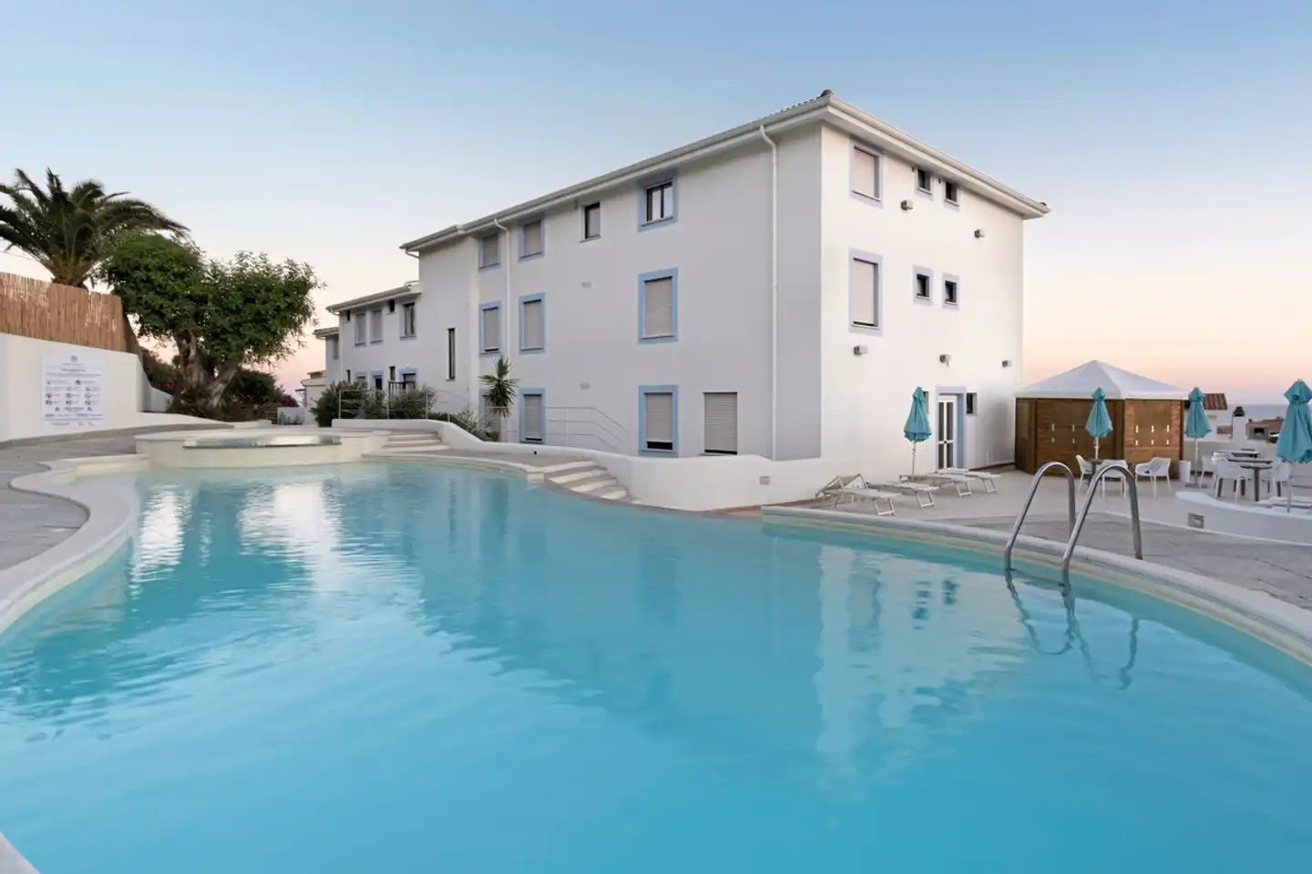 Best Western Hotel Blumarea Pool