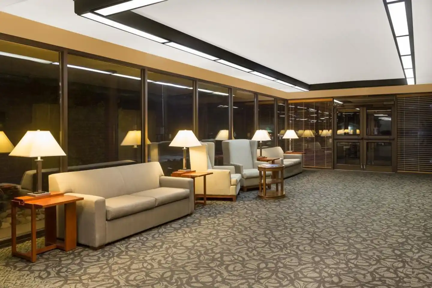Ramada by Wyndham Cedar City Lobby