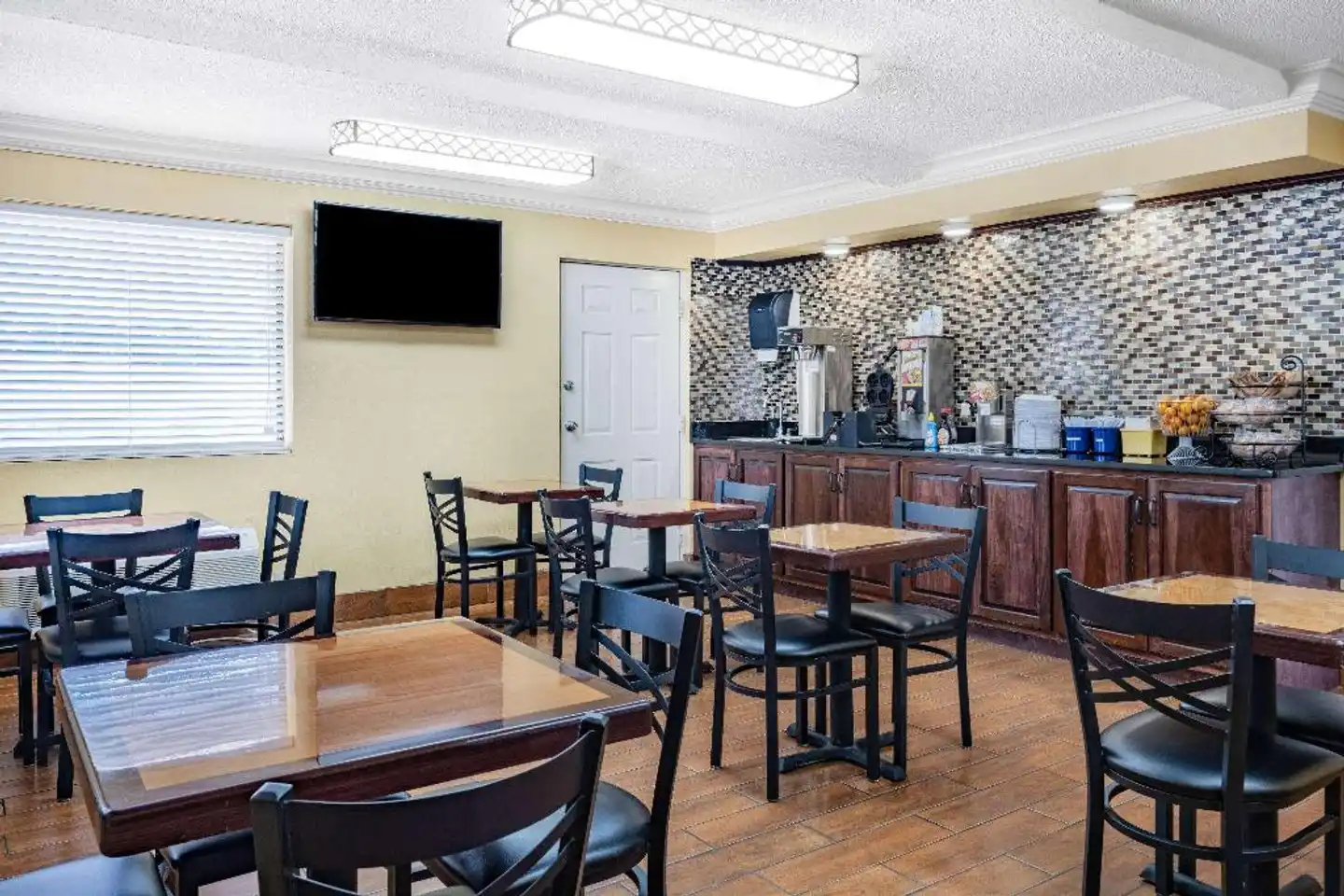 Days Inn by Wyndham Macon I-475 Restaurant
