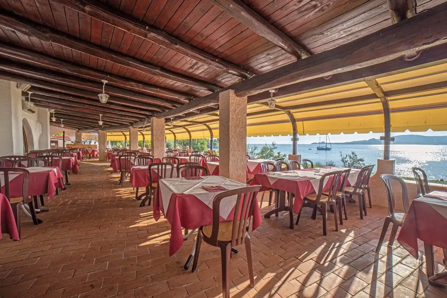 Centro Vacanze Isuledda Restaurant
