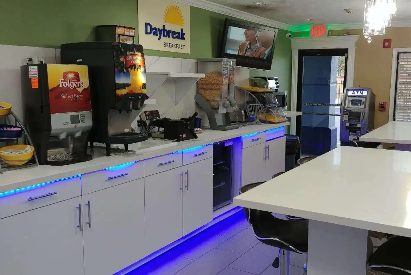 Days Inn by Wyndham Houston East Sport und Entertainment