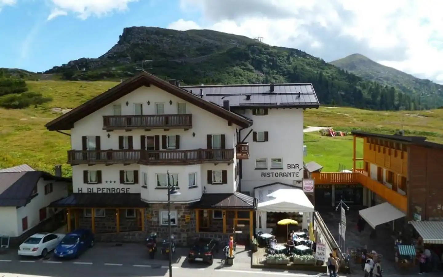 Hotel Alpenrose Aussenansicht