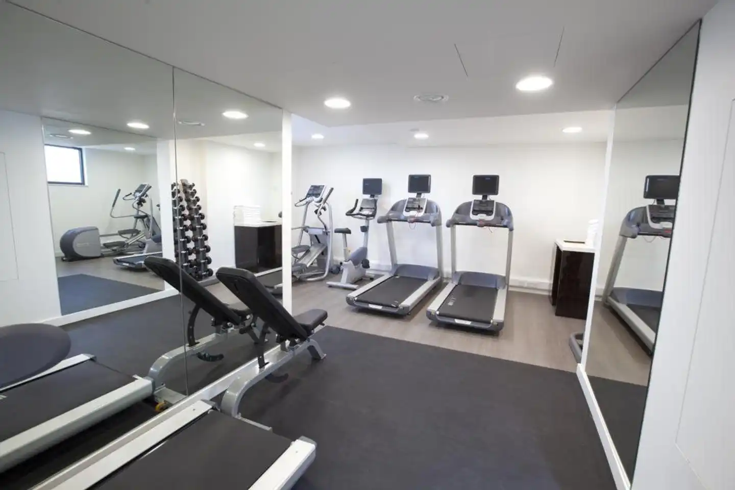 Dorsett Shepherds Bush Sport und Entertainment