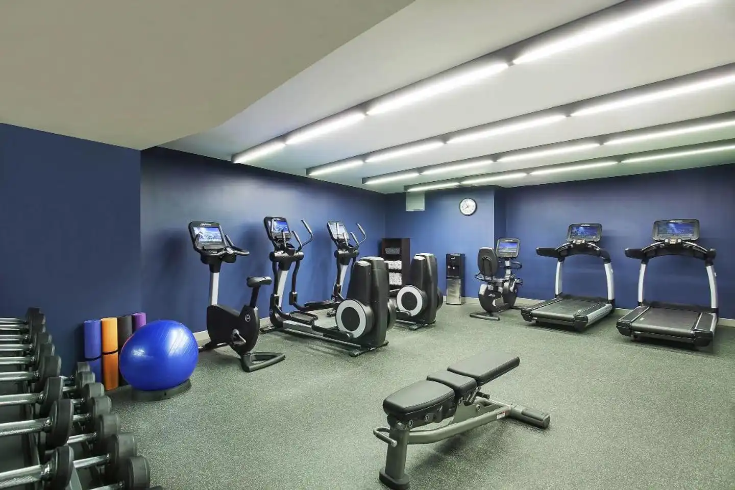 Four Points by Sheraton New York Downtown Sport und Entertainment