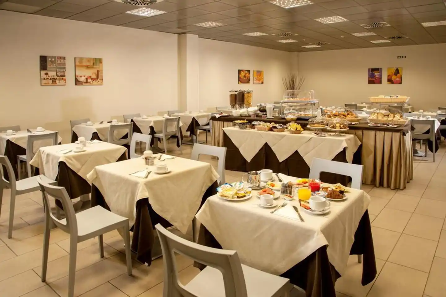 Artis Restaurant