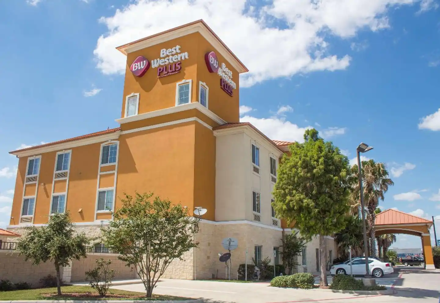 Best Western Plus San Antonio East Inn & Suites Aussenansicht