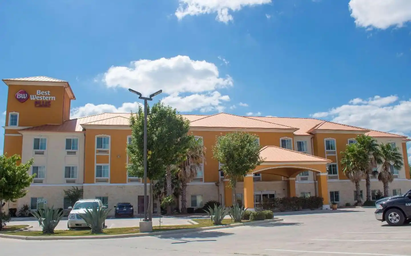 Best Western Plus San Antonio East Inn & Suites Aussenansicht
