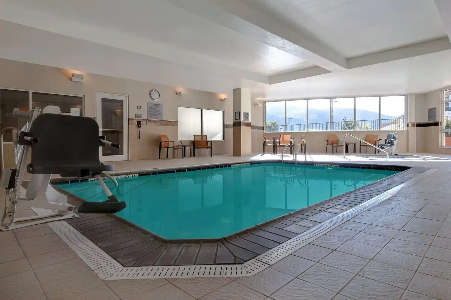 Courtyard by Marriott Glenwood Springs Hallenbad