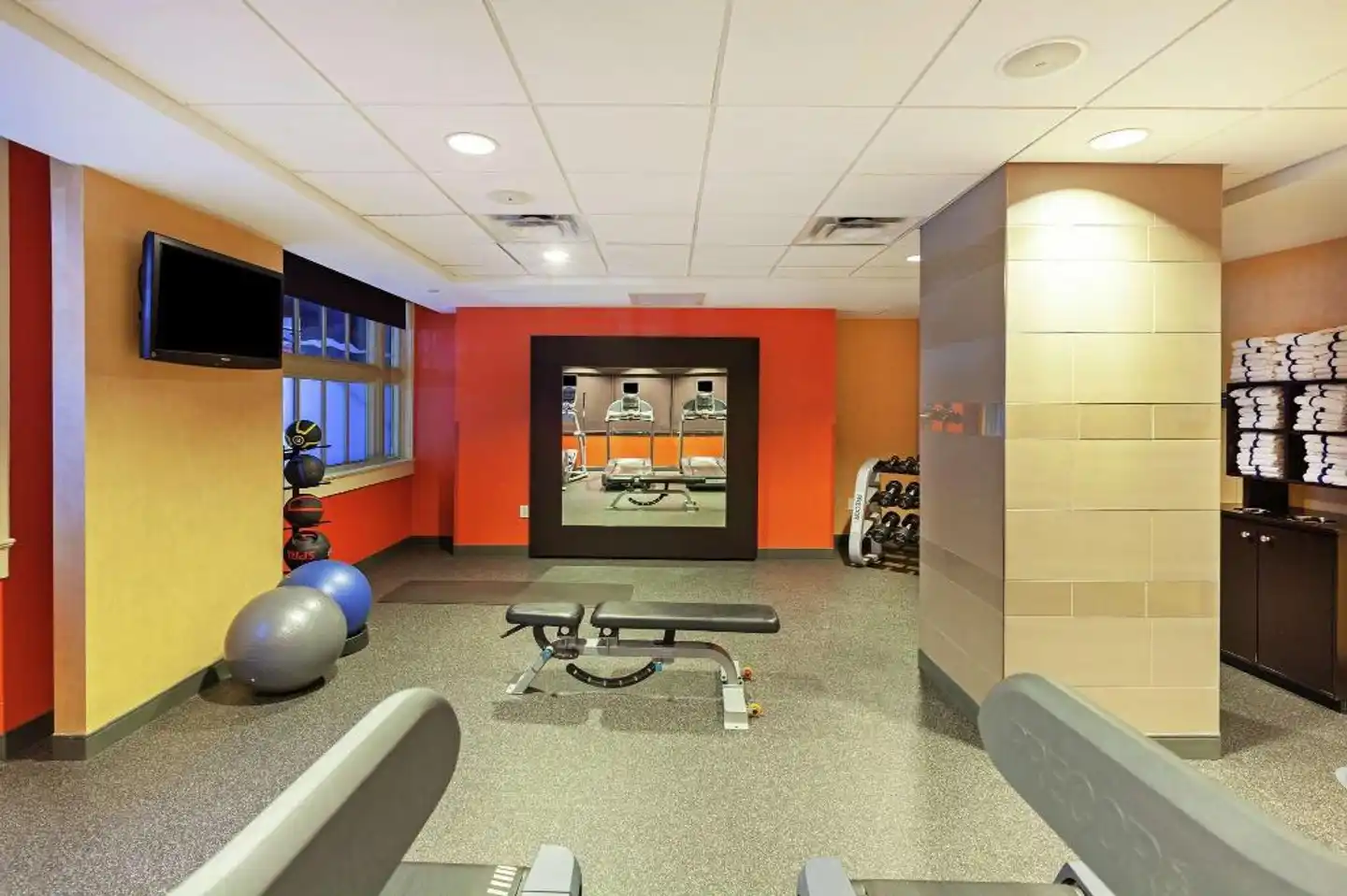 Home2 Suites by Hilton San Antonio Downtown - Riverwalk, TX Sport und Entertainment