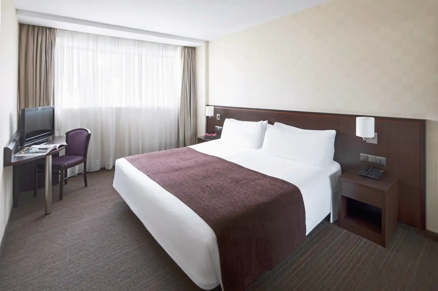 Hotel Lugano Barcelona Wohnbeispiel
