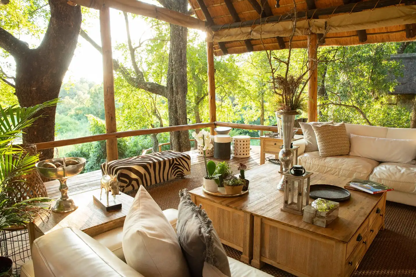 Kuname River Lodge Terrasse
