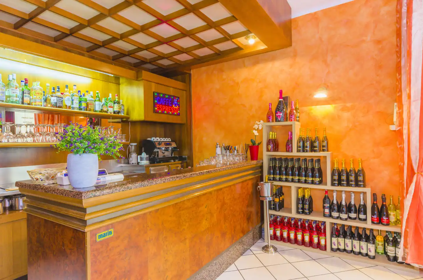 Villa Del Mar Bar