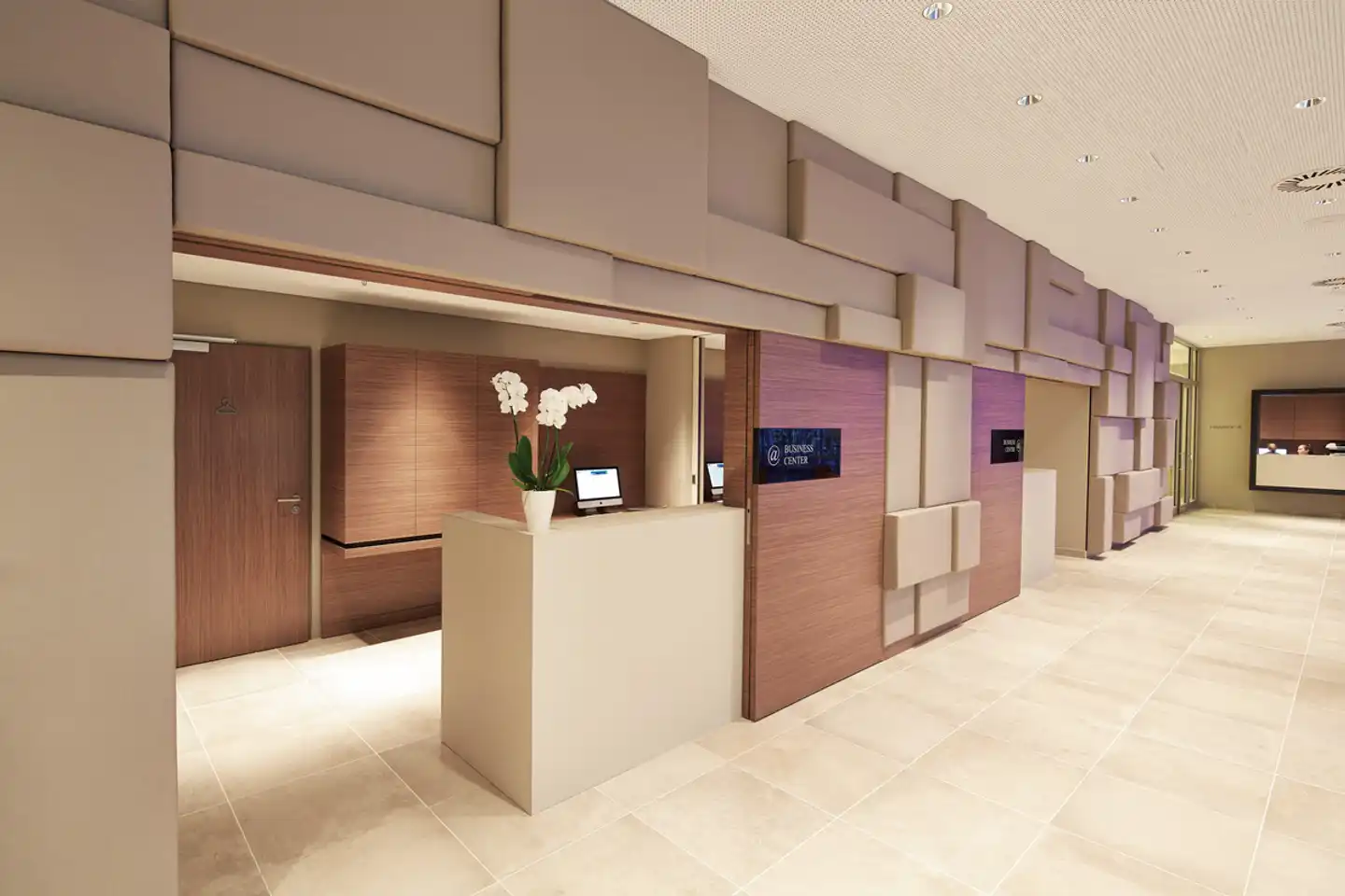 Steigenberger Hotel Am Kanzleramt Lobby
