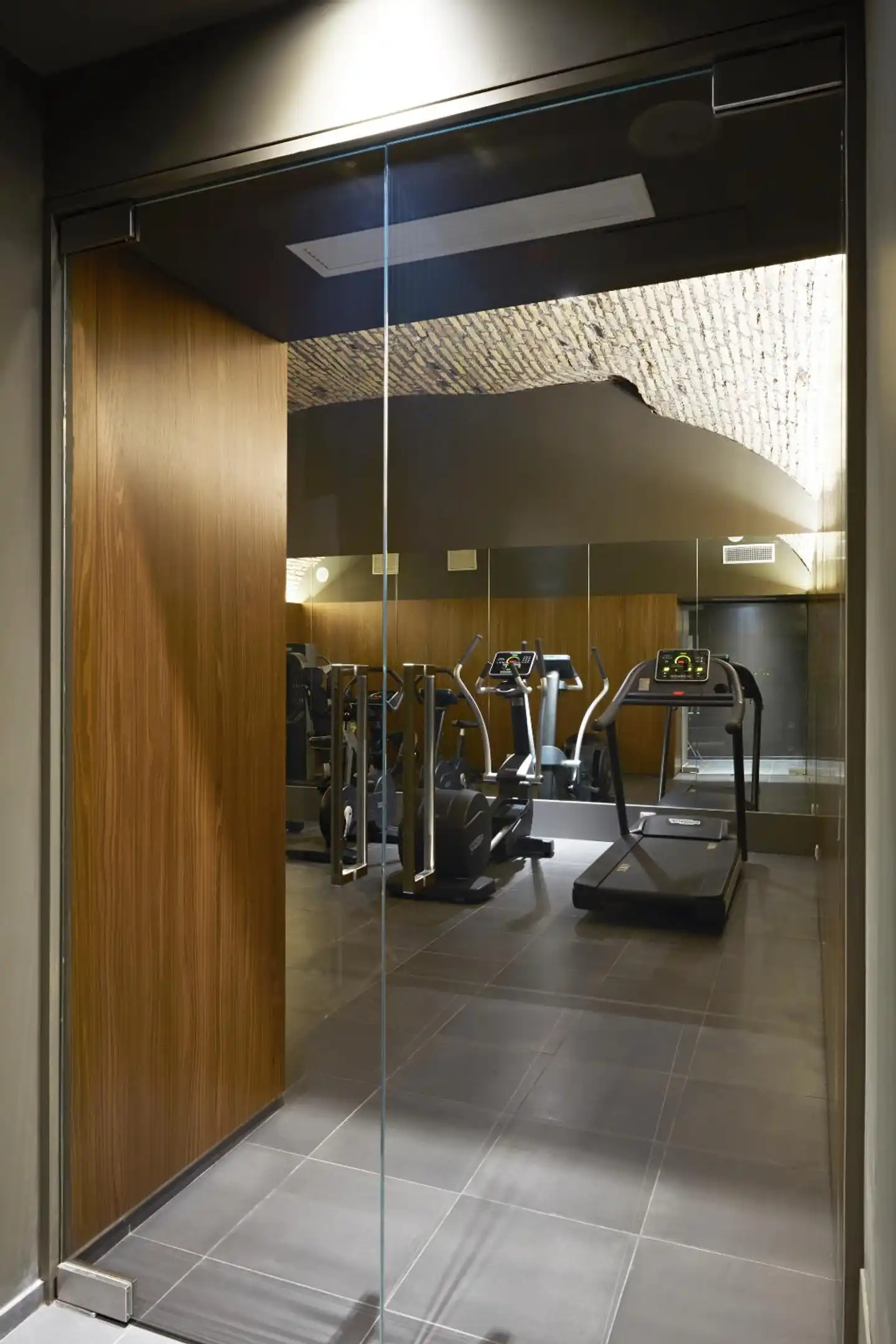 Hotel The Building Sport und Entertainment