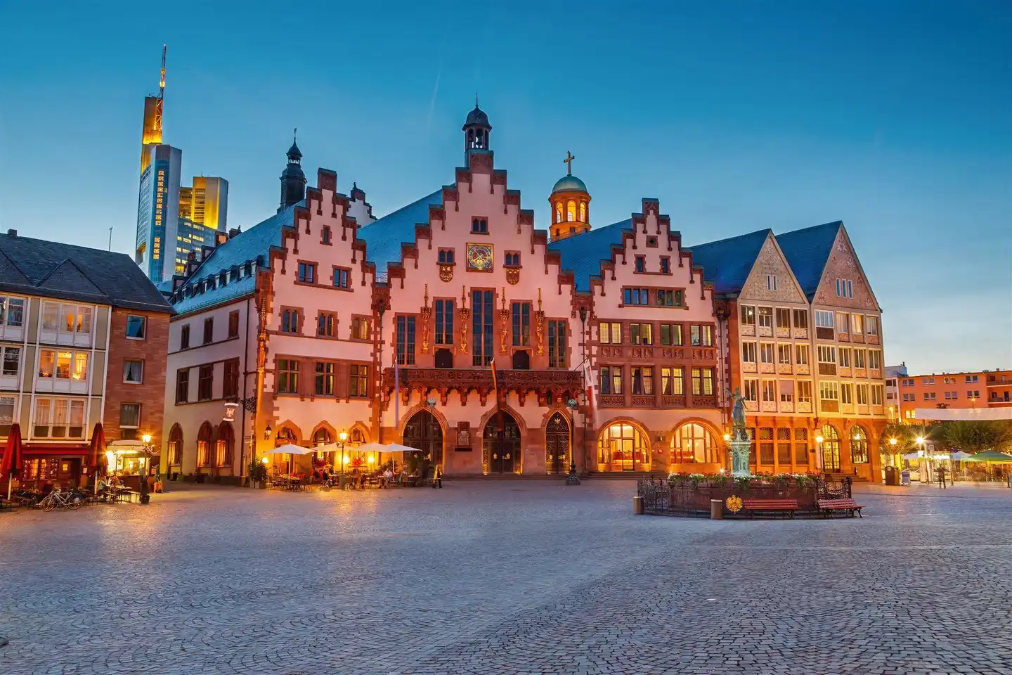 The Frankfurt Hotel Aussenansicht