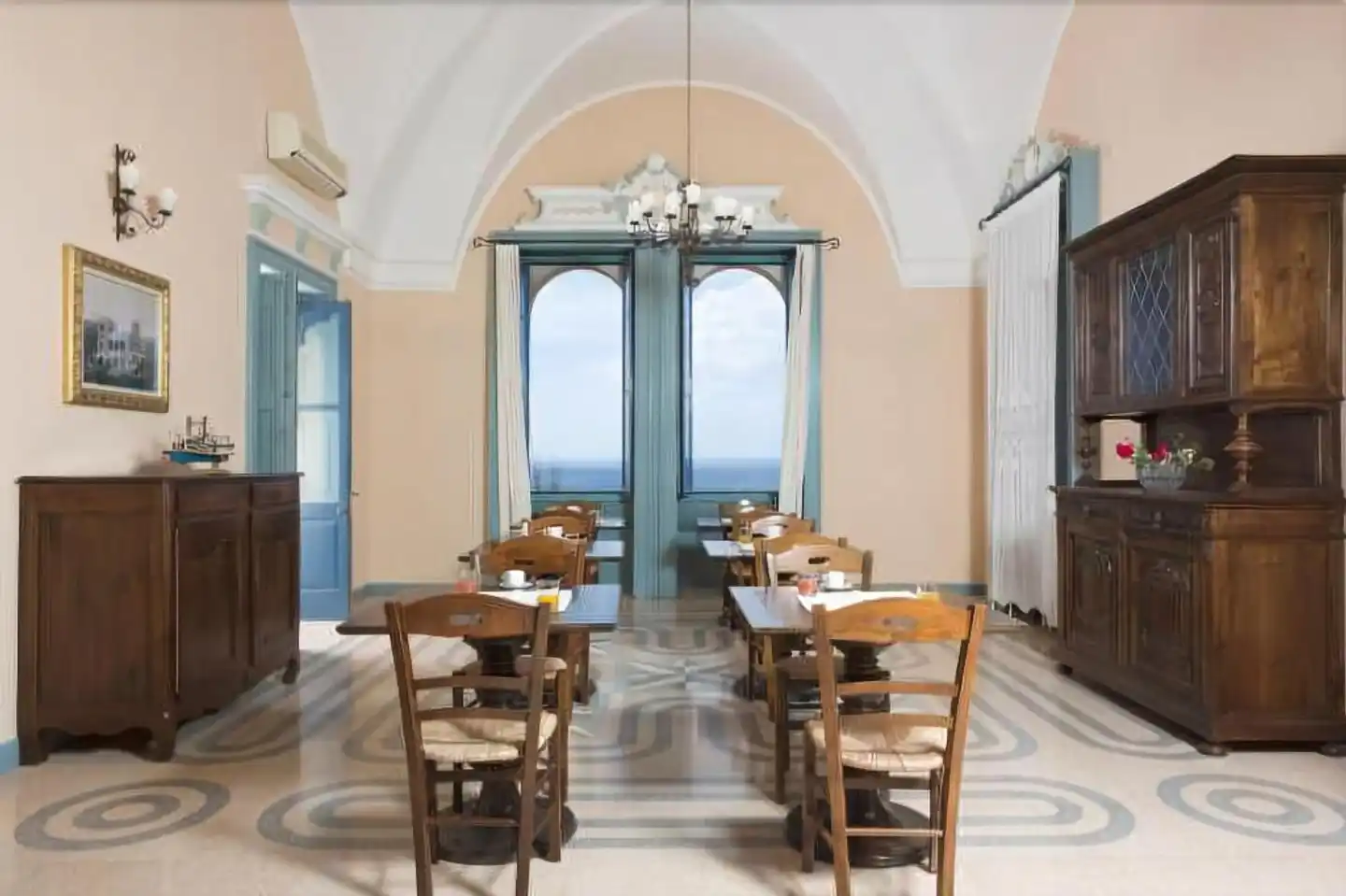 Villa Raffaella Restaurant