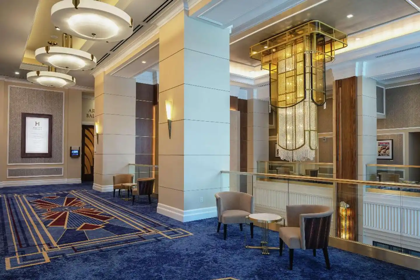 The Higgins Hotel New Orleans, Curio Collection By Hilton Lobby