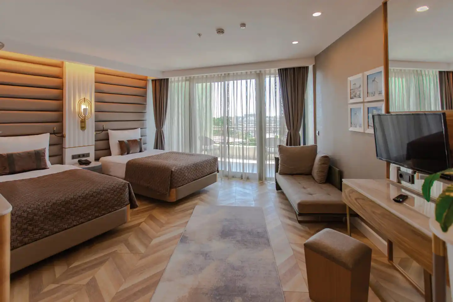 Alexia Resort & Spa Lobby