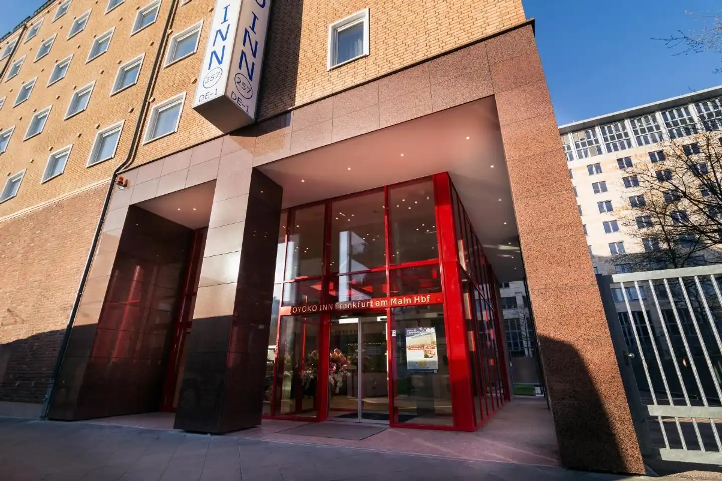 Toyoko Inn Frankfurt am Main Hauptbahnhof Aussenansicht