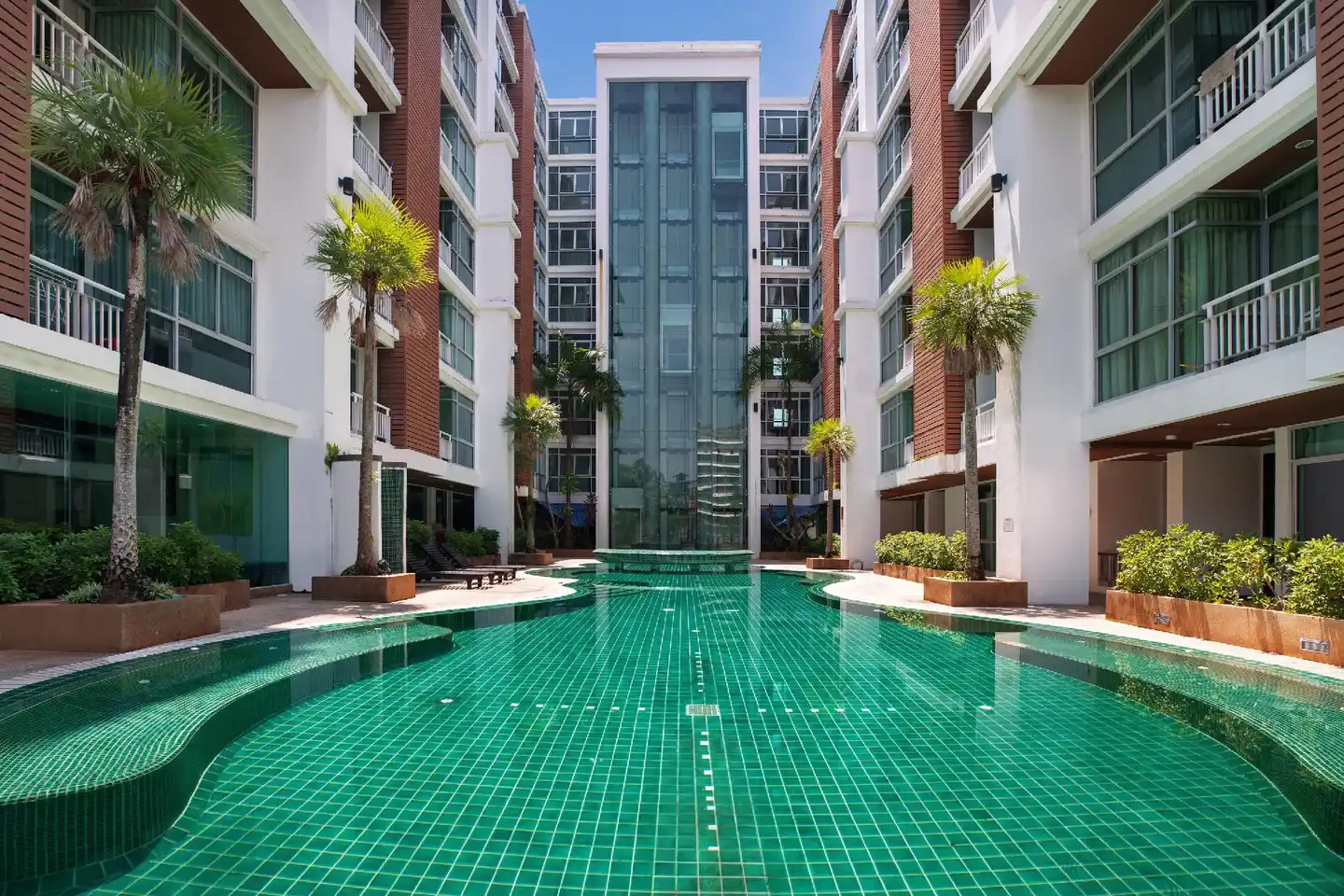 iCheck inn Residences Patong Pool