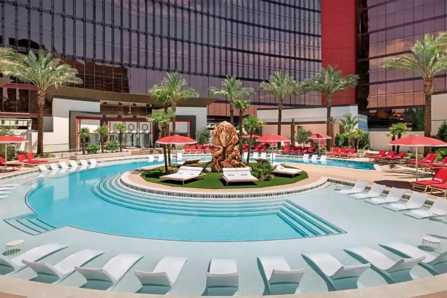 Las Vegas Hilton at Resorts World Pool