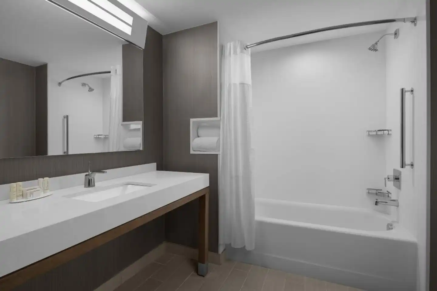 Courtyard By Marriott Clearwater Beach Badezimmer