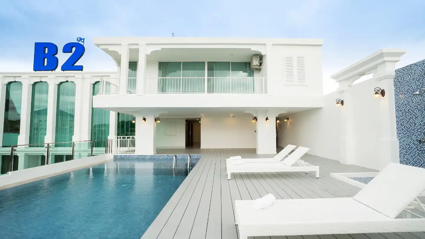 B2 Phuket Premier Hotel Pool