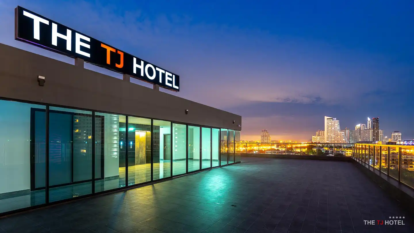 The TJ Hotel Aussenansicht
