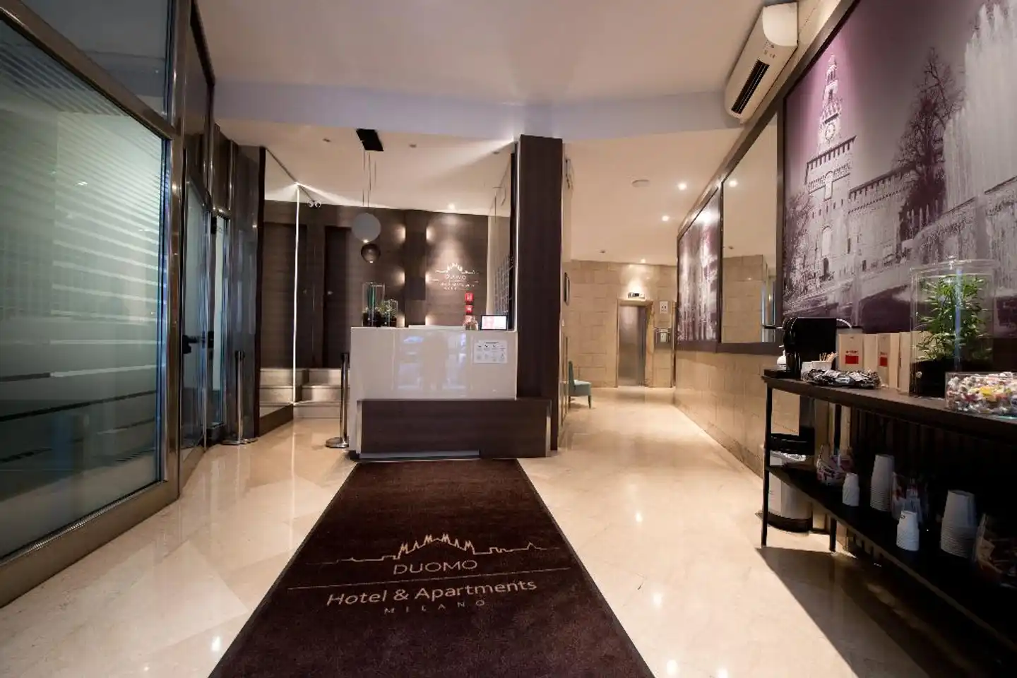 Duomo Hotel & Apartments Milano Lobby