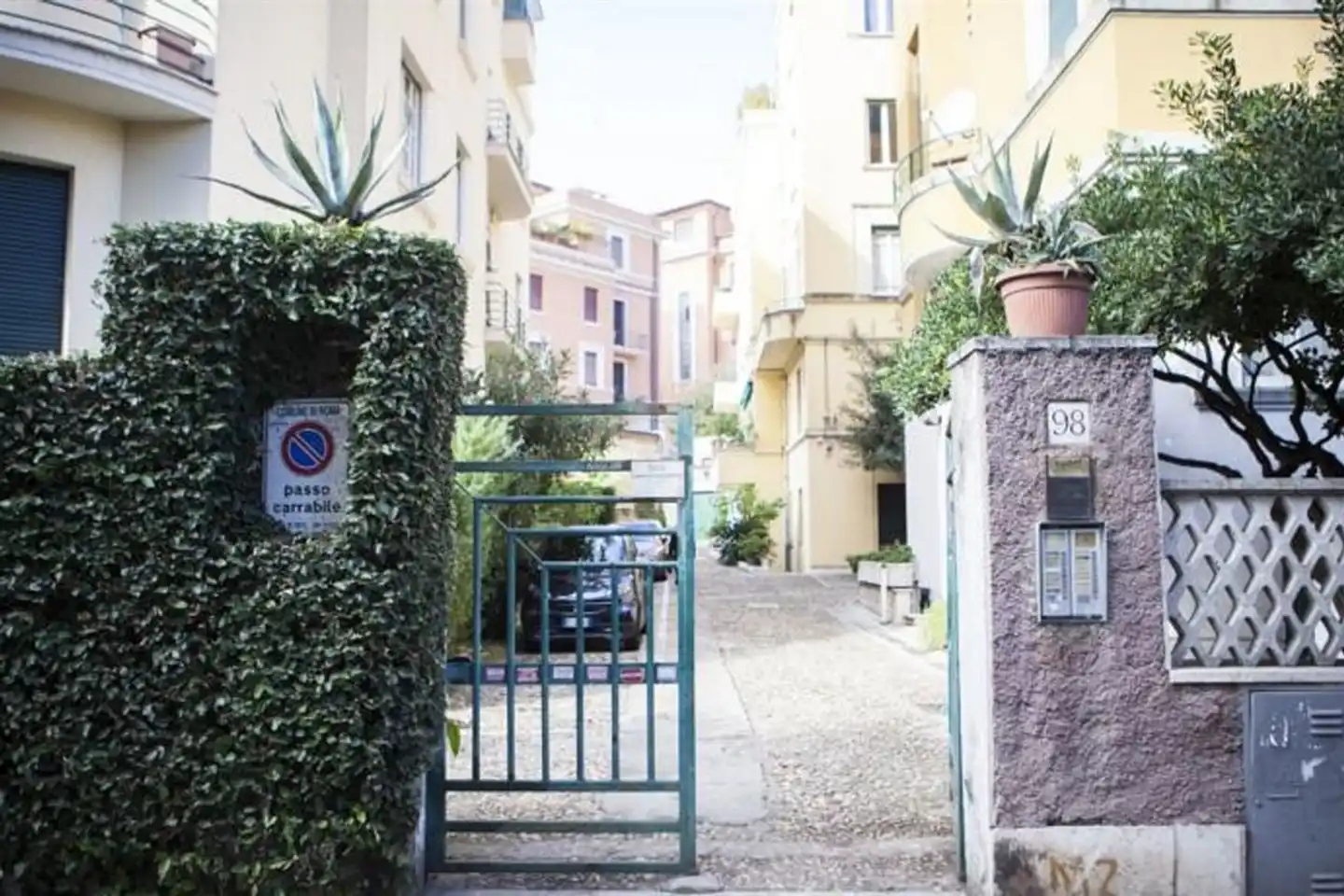 Aventino Guest House Aussenansicht