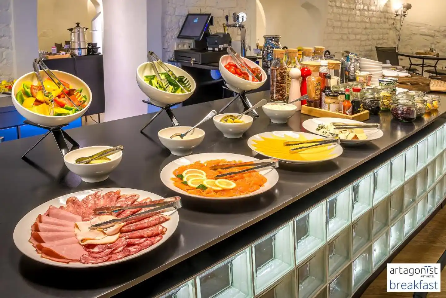 Artagonist Art Hotel Restaurant