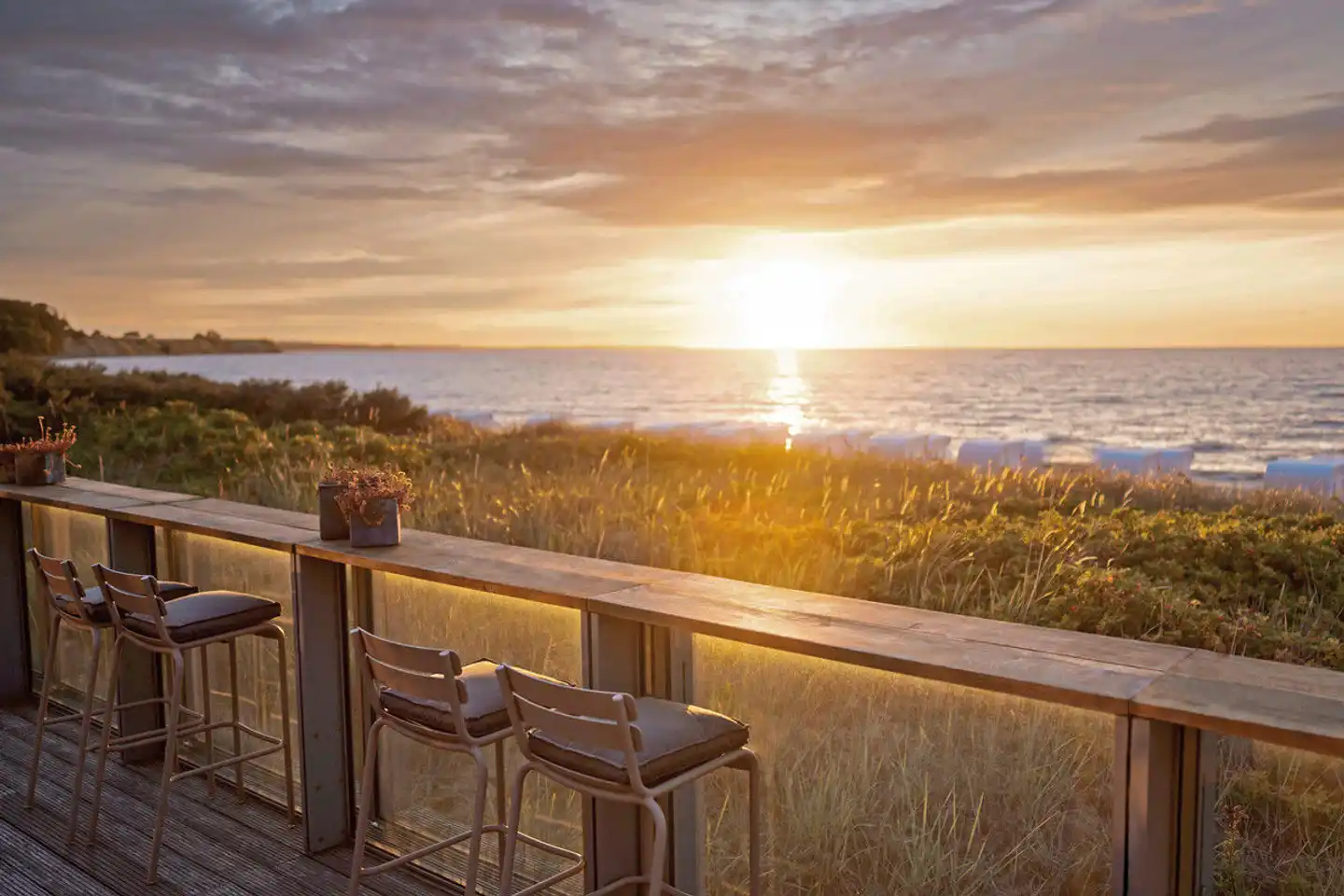 Weissenhaus Private Nature Luxury Resort Bar