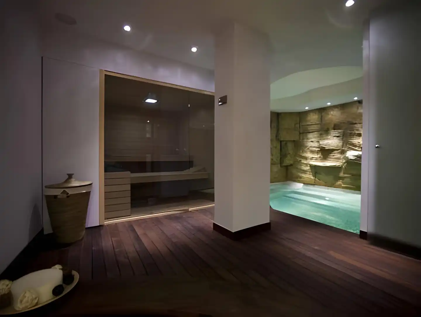 Laqua Charme & Boutique Lobby