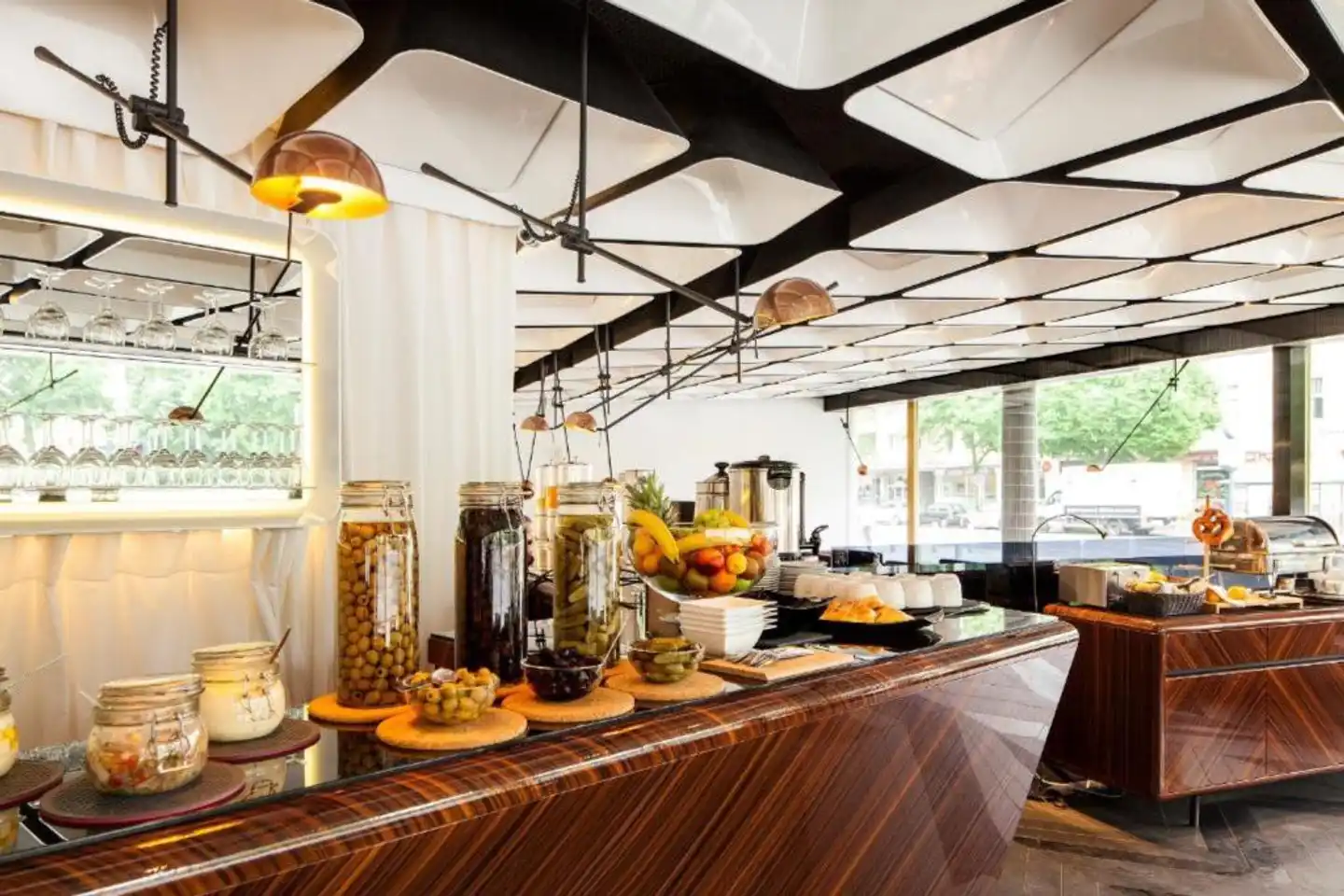 Quentin Boutique Restaurant