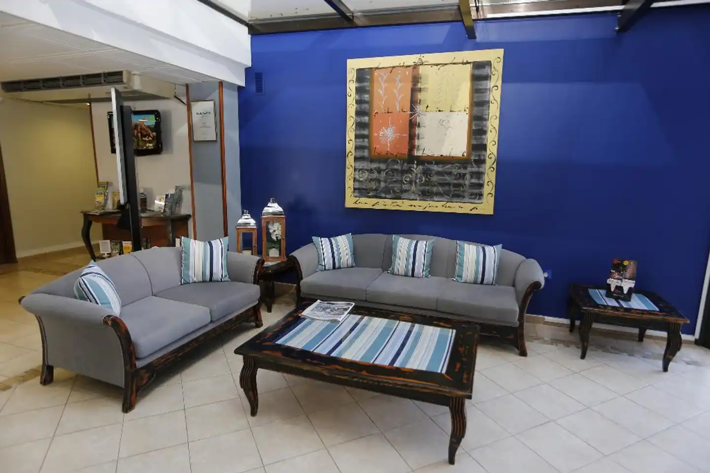 Apartamentos Andorra Lobby