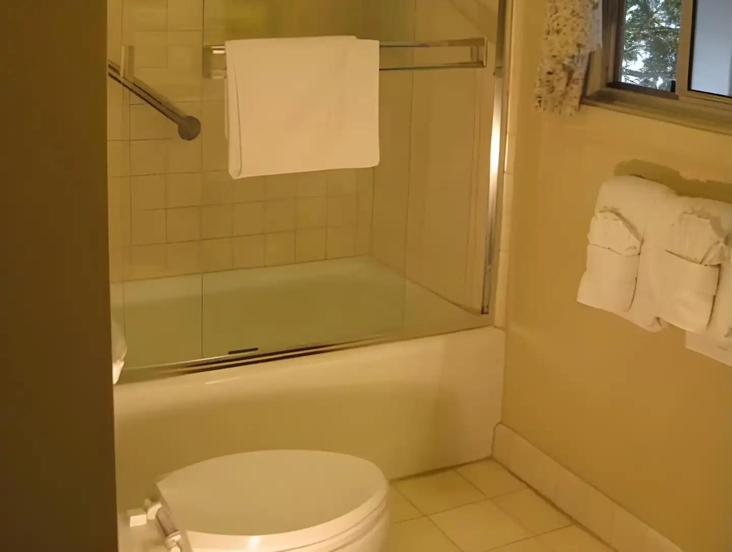 Horizon Inn & Ocean View Lodge Badezimmer