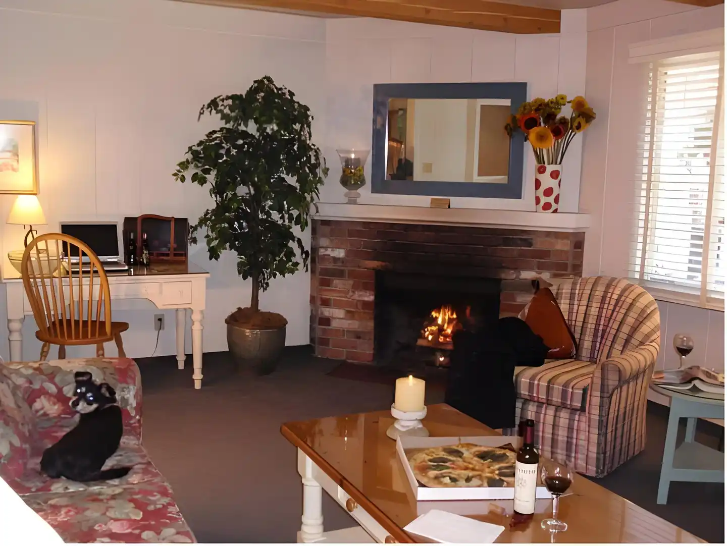Horizon Inn & Ocean View Lodge Lobby