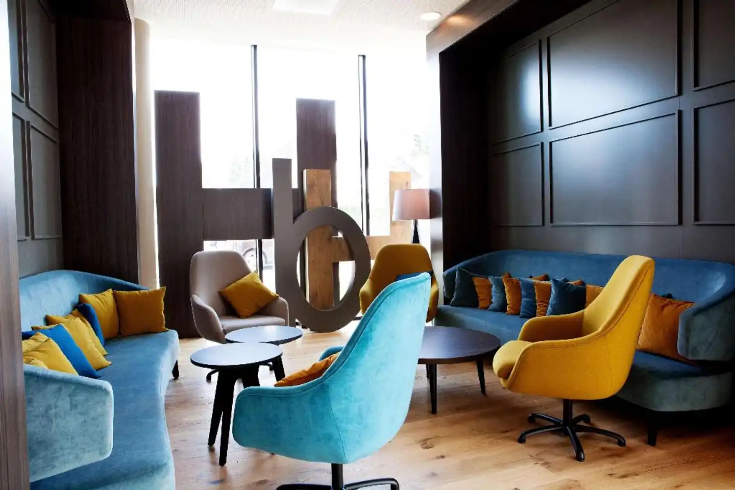Hampton by Hilton Aachen Tivoli Lobby
